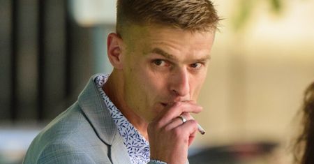 Brat Tomasza Komendy w mocnych słowach o jego postępowaniu: "Zostawił nas JAK ŚMIECI. To dopiero początek jego upadku"