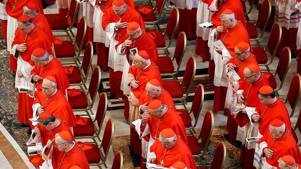 The Body Of Pope Francis Is Transferred To The Basilica St Peter To Lie In State
Mario Tama