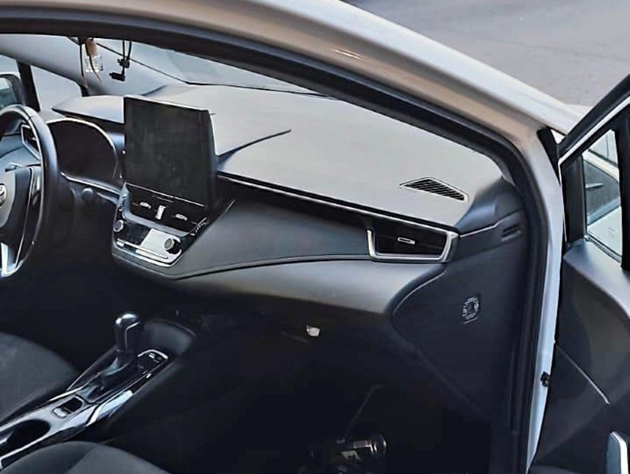 Oława: Zataczał się z piwem, wsiadł za kierownicę taksówki i odjechał