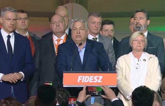 Orban traci władzę na Węgrzech. Na wieczorze wyborczych dziennikarze oddzieleni od polityków