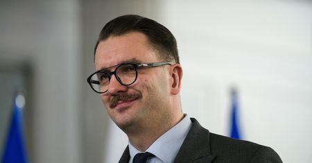 Łukasz Mejza i dwóch kryminalistów. Z kim rozmawia poseł PiS