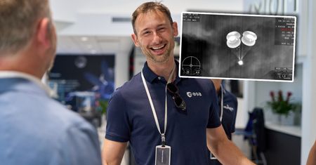Polski astronauta Sławosz Uznański-Wiśniewski wrócił na Ziemię. "Witamy w domu"