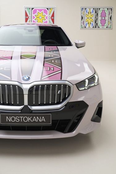 BMW i5 Flow Nostokana