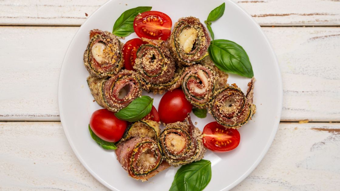 Chrupiące roladki z cukinii- Pyszności