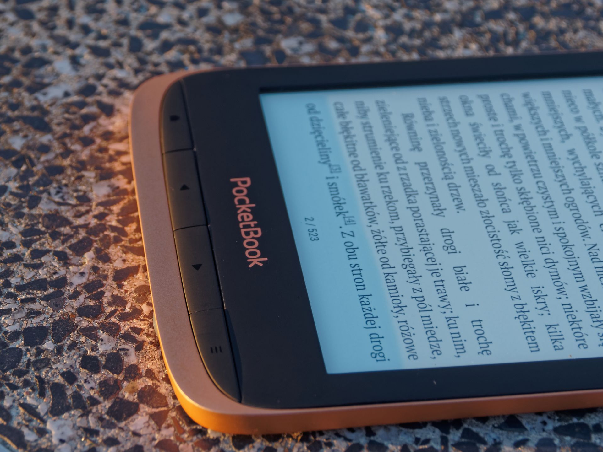 Recenzja PocketBook Touch HD 3. Czytanie na nim to czysta przyjemność 3