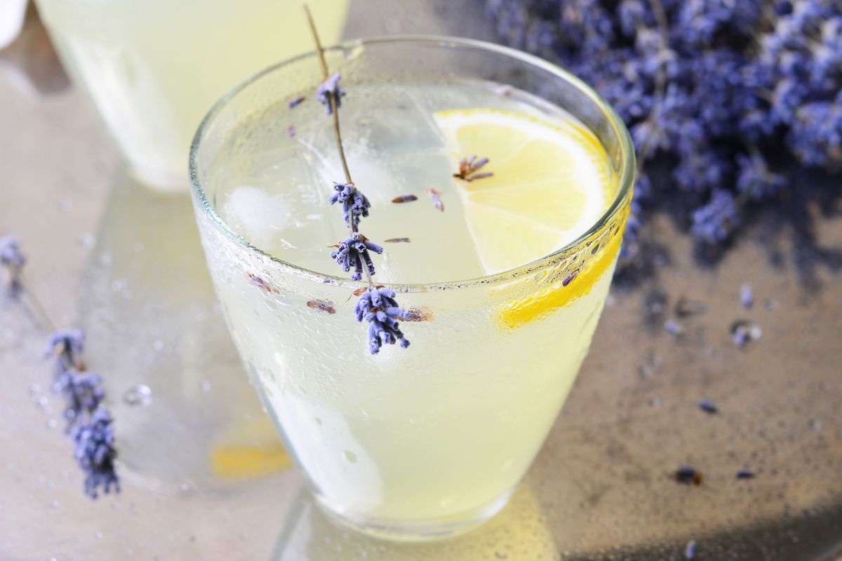 Lavender lemonade - Delicious