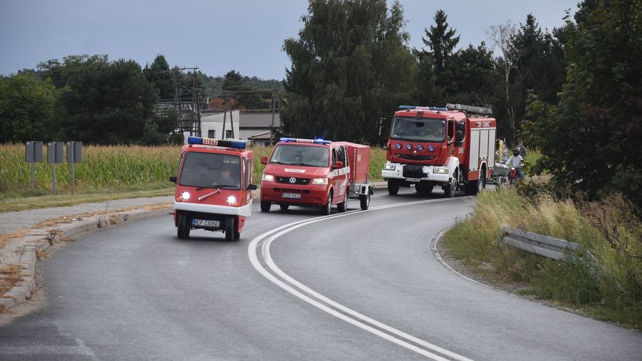 Dożynki parafialno-sołeckie w Żabnie. Podziękowano za tegoroczne plony i podzielono dożynkowy chleb [zdjęcia]