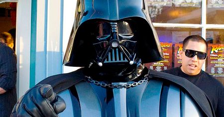 Uwaga - zło czai się wszędzie! Darth Vader jest wszechobecny!