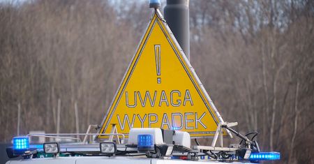 Poranny wypadek na ul. Kunickiego w Lublinie. Zablokowana ulica i ogromne korki