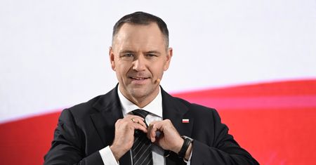 Tajna impreza po zaprzysiężeniu. Nawrocki dostał prezent