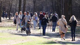 Aktywna Niedziela Wielkanocna w Kielcach. Mieszkańcy ruszyli na spacery, rowery i atrakcje na świeżym powietrzu