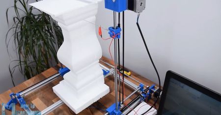 Wystarczy trochę części i Arduino. Zrób sam maszynę CNC do cięcia styropianu, miękkich materiałów