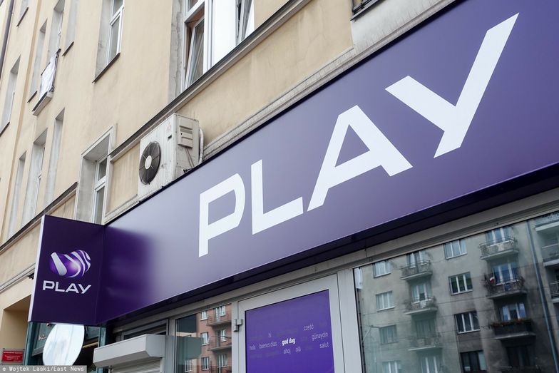 Działania Play pod lupą UOKiK. Chodzi o kary za nieopłacenie abonamentu