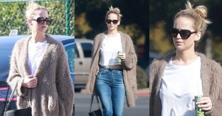 Jennifer Lawrence odsłania brzuch na spacerze