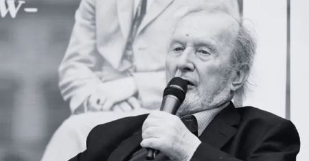 Tutaj spocznie Ernest Bryll. Podano szczegóły pogrzebu