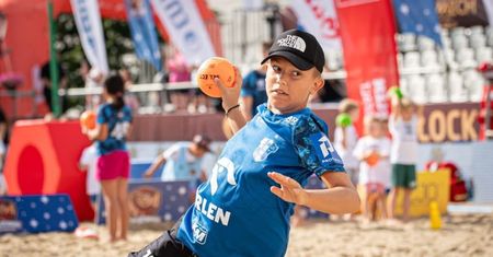 Sportowe emocje na piasku: Mazovia Summer Camp zawita na Stary Rynek w Płocku