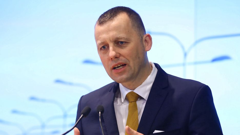 Mikołaj Wild zapewnia, że rezygnacja z CPK nie mogłaby wiązać się z rekompensatą dla osób, które straciły pracę przez epidemię koronawirusa