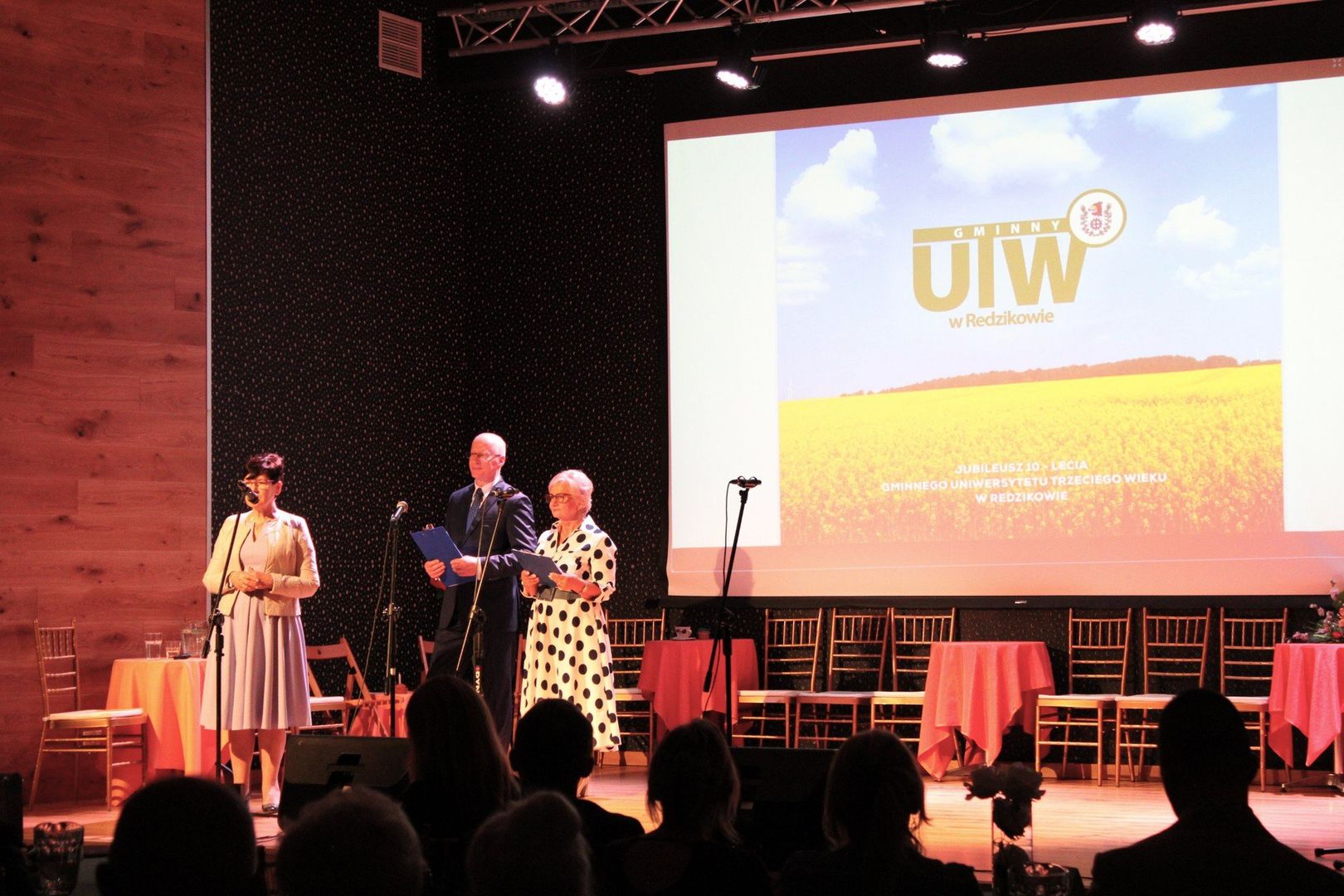 Jubileusz 10-lecia Gminnego Uniwersytetu Trzeciego Wieku w Redzikowie.