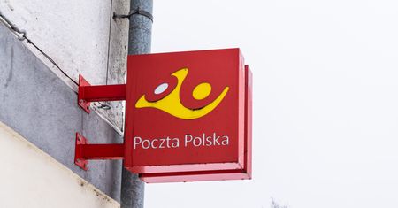 Poczta Polska idzie na wojnę z konkurencją. Chodzi o "pocztomaty"