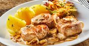 Schab duszony w sosie cebulowym – delikatne i soczyste