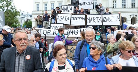 Protesty zaczęły się o 18. Wtedy szpital wydał komunikat