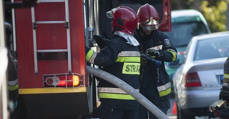 Spalił się metr kwadratowy mieszkania. Nie żyją dwie osoby