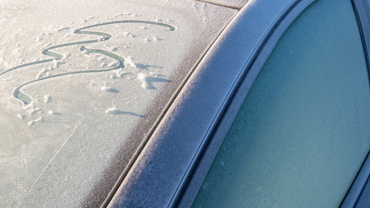 Czy odmrażacz do szyb faktycznie pomaga?