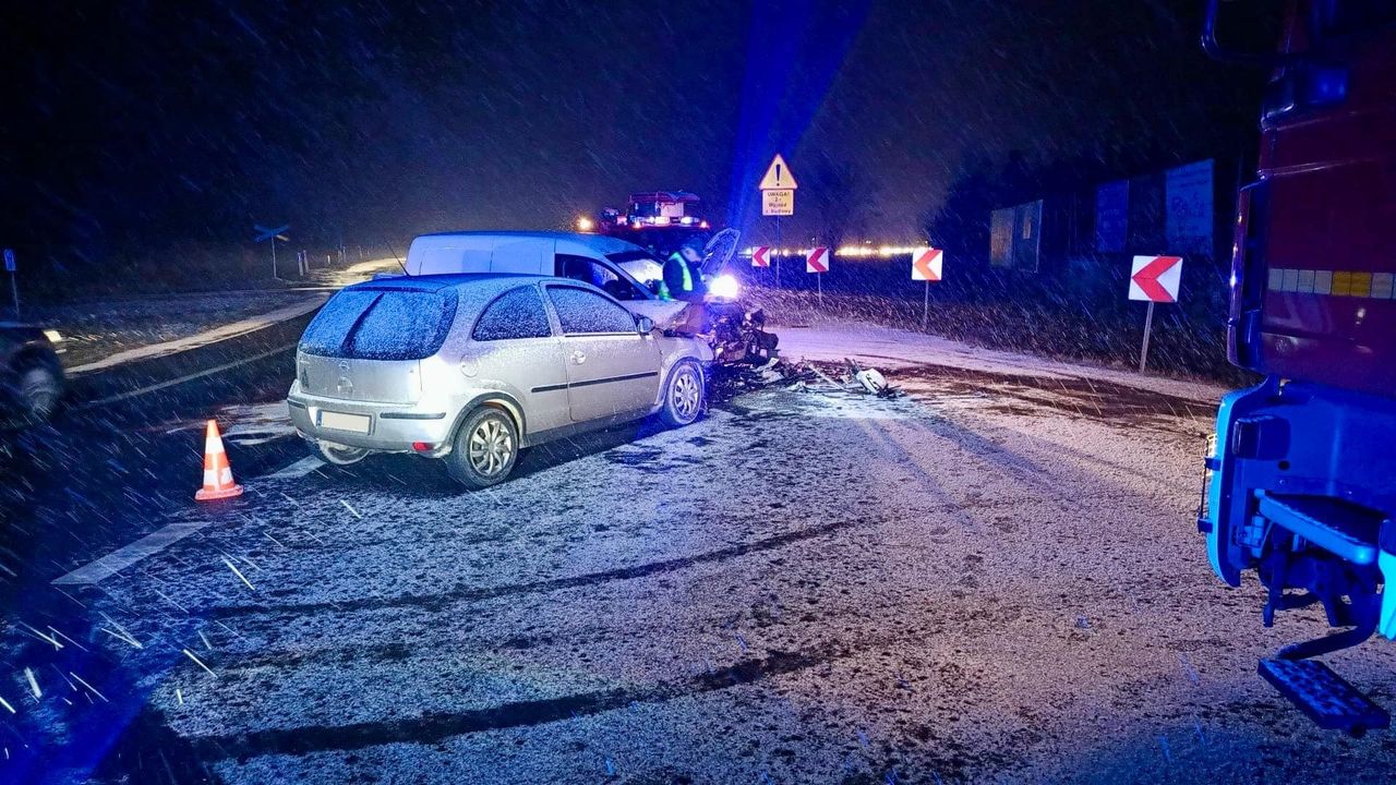 Groźny wypadek na DK11. Jedna osoba ranna