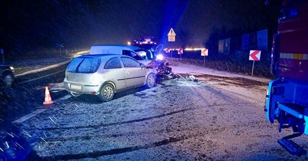 Groźny wypadek na DK11. Jedna osoba ranna