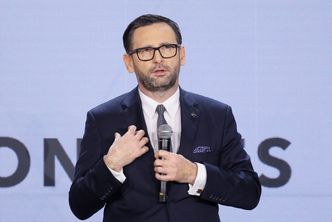 Orlen podpisał umowy na zakup stacji paliw na Węgrzech i Słowacji