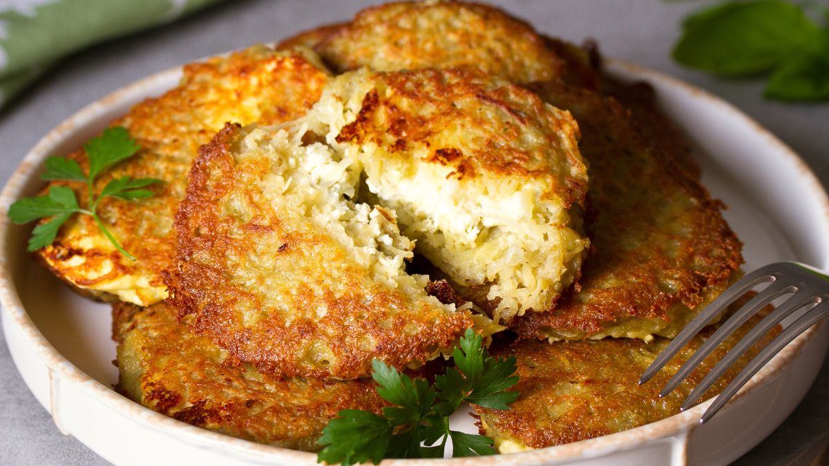 Placki ziemniaczane z dodatkiem bryndzy