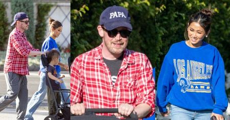 Przykładny "papa" Macaulay Culkin pcha wózek z dwoma synami na rodzinnym spacerze (ZDJĘCIA)