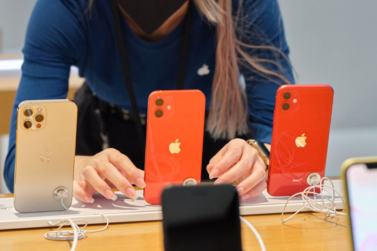 Jeśli Apple jest w Polsce większy od Samsunga, to ja jestem szybszy niż Usain Bolt 1
