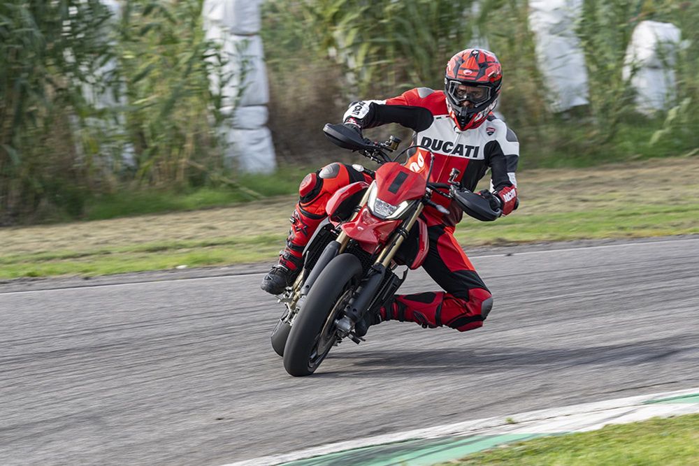 Ducati Hypermotard 698 Mono