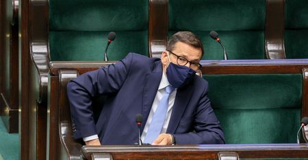 Bunt w klubie PiS. Grupa posłów stawia żądania premierowi