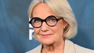 Maria Pakulnis miała raka piersi. Odkryła chorobę dzięki... swojej KOTCE. "URATOWAŁA MI ŻYCIE"