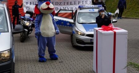 Wyjątkowa akcja gliwickich policjantów. Niespodzianka w szpitalu dziecięcym