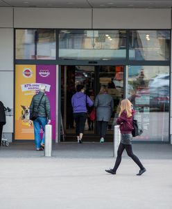 Niedziele handlowe sierpień 2020. Sklepy otwarte 30 sierpnia. Czy to niedziela handlowa?