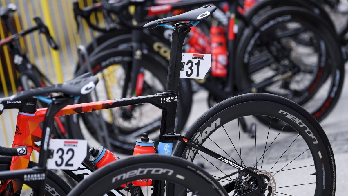 Udają, że prowadzą wypożyczalnię. Tak omijają zakaz handlu w niedzielę