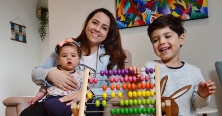 Na macierzyńskim zajęła się kryptowalutami. Mama dwójki dzieci zarabia z domu