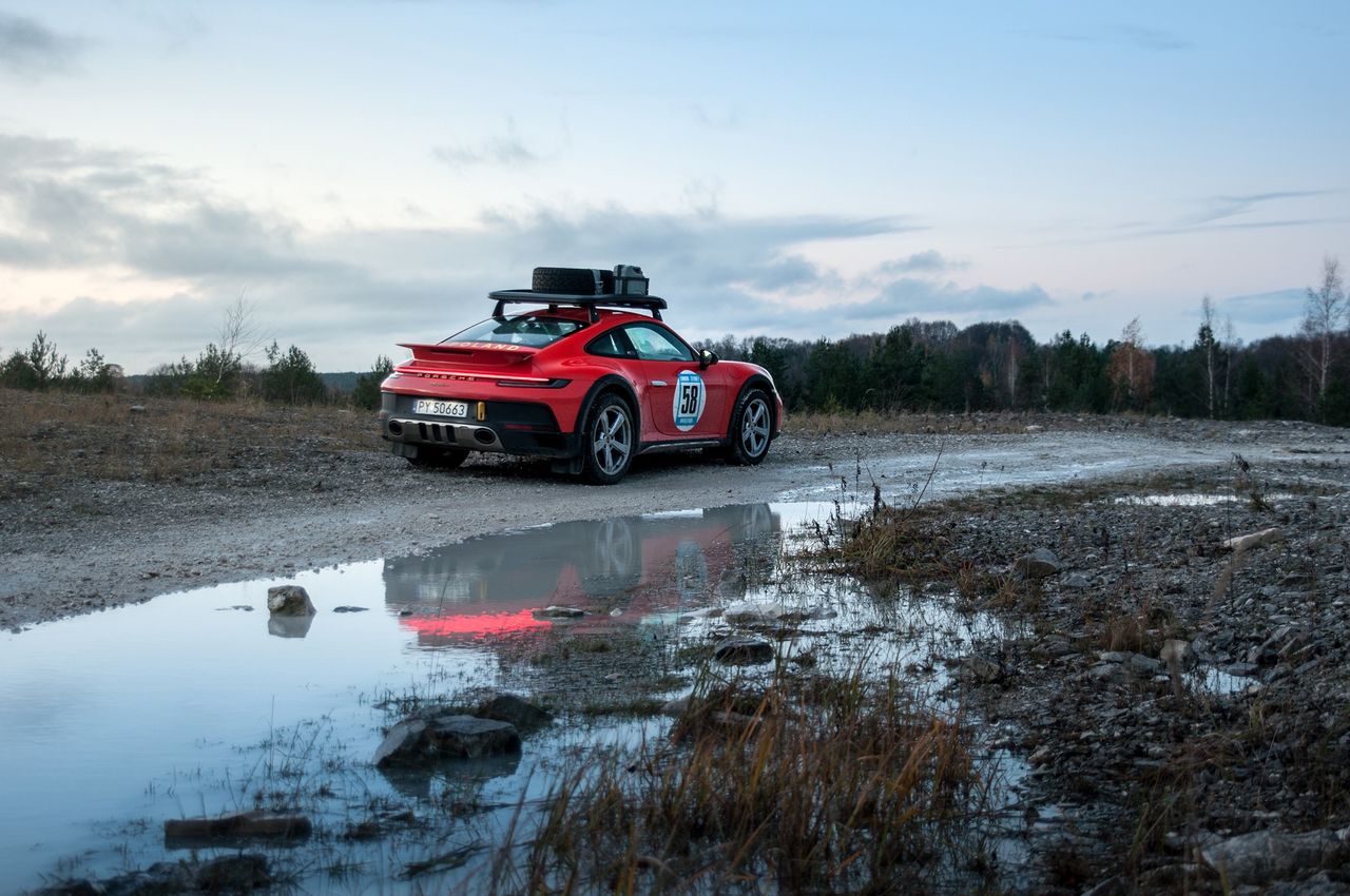 Porsche 911 Dakar RED58 Special