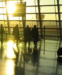 Polacy nie lubią biur podróży. Wolą sami organizować wakacje