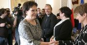 Premier wręczyła milionowy egzemplarz Karty Dużej Rodziny
