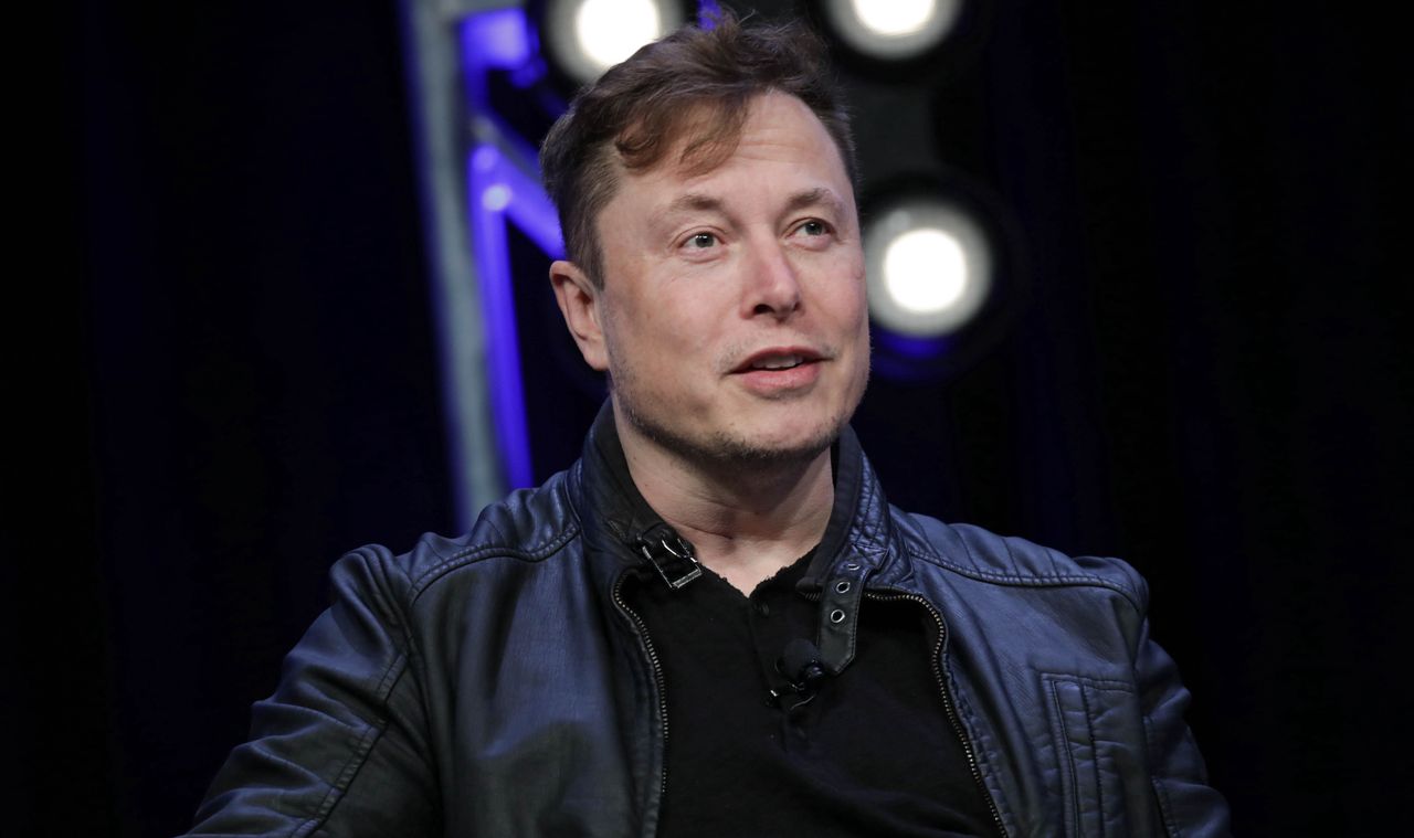 Elon Musk sporo zapłacił za jeden wpis na Twitterze. Akcje Tesli straciły na wartości 14 mld dolarów