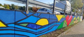 Sztuka zamiast używek. Uczniowie z Gostynina stworzyli wielkoformatowy mural