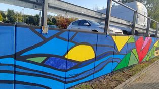 Sztuka zamiast używek. Uczniowie z Gostynina stworzyli wielkoformatowy mural