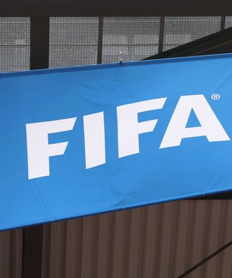 Media: FIFA ma w planach kolejną rewolucję. Tym razem dotyczy transferów