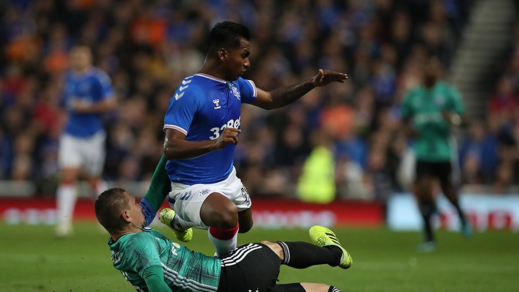 Zdjęcie okładkowe artykułu: Getty Images / Ian MacNicol / Na zdjęciu od lewej: Artur Jędrzejczyk i Alfredo Morelos