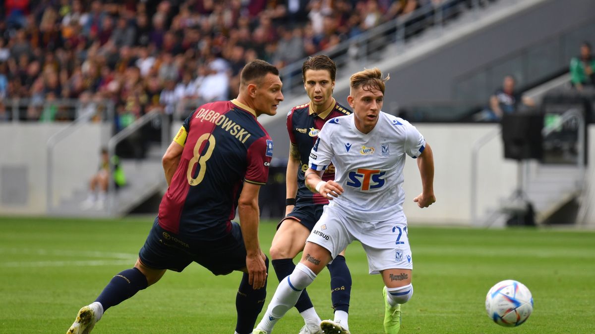 PAP / Marcin Bielecki / Na zdjęciu: Michał Skóraś (z prawej)