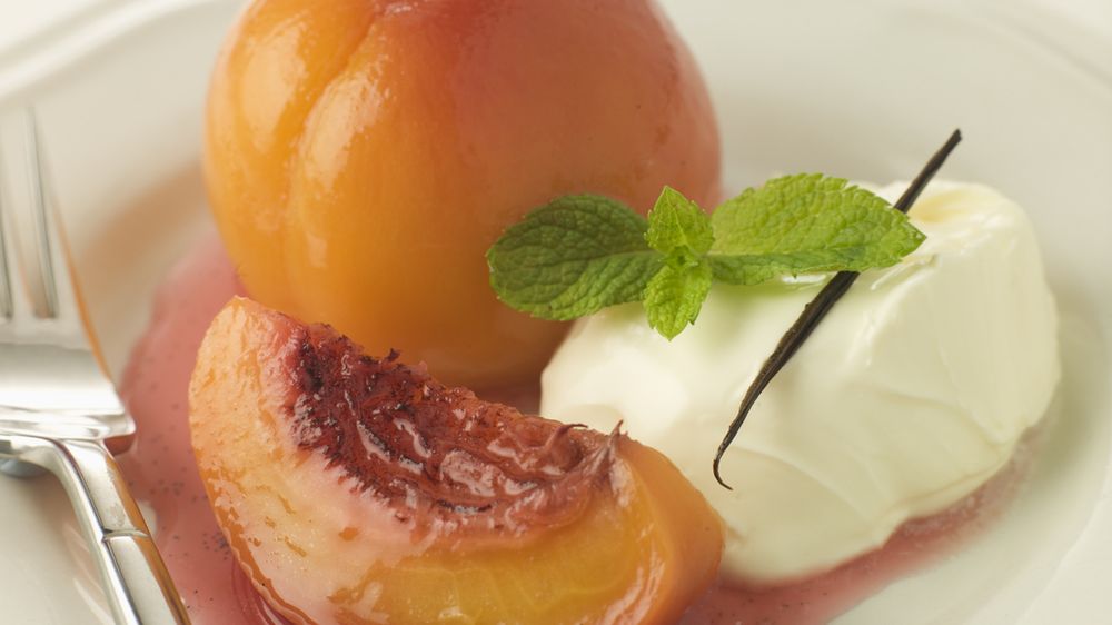 Brzoskwinie w puszce w bardzo ciężkim syropie (owoce i płyn)